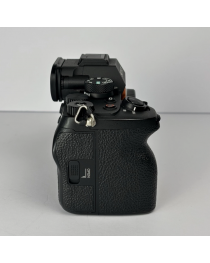 Sony a7 IV Mirrorless Camera with 28-70mm Lens